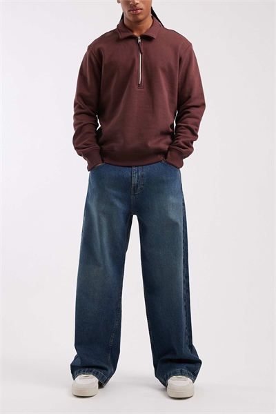 Джинсы с 5 карманами и очень свободным кроем артикул 151967605