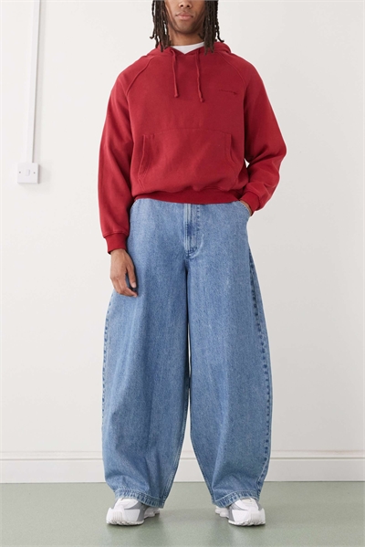 Джинсы XL с расклешенными штанинами артикул 141796587