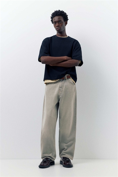 Джинсы свободного кроя артикул 155568804