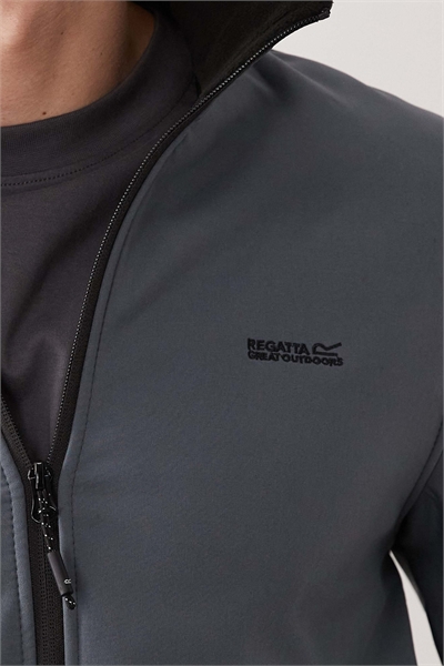 Стрейч-восковая куртка из мягкой ткани темного цвета артикул 155413599