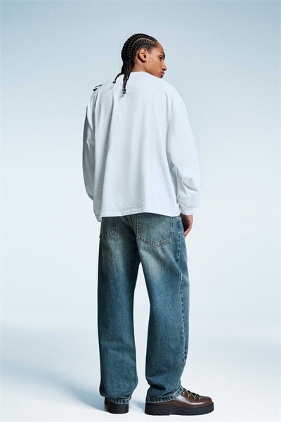 Джинсы-багги артикул 152349594