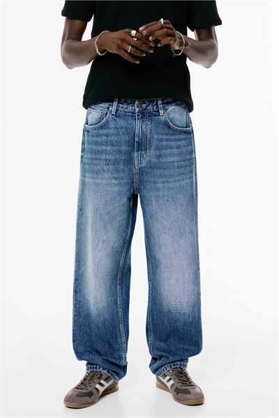 Джинсы-багги артикул 151556793
