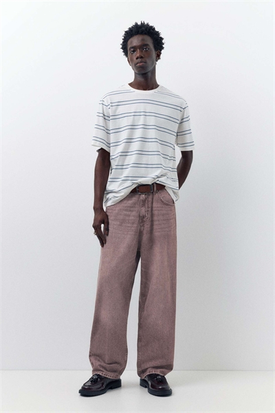 Джинсы свободного кроя артикул 156166588