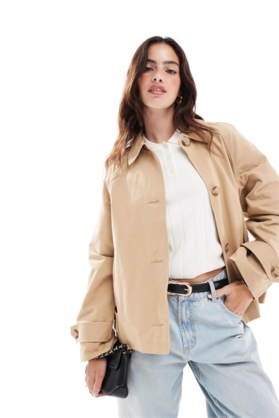 Короткий тренч бежевого цвета артикул 135850832