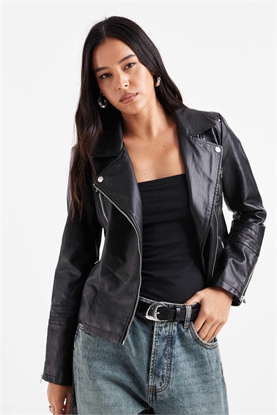 Куртка-косуха из искусственной кожи артикул 116748899