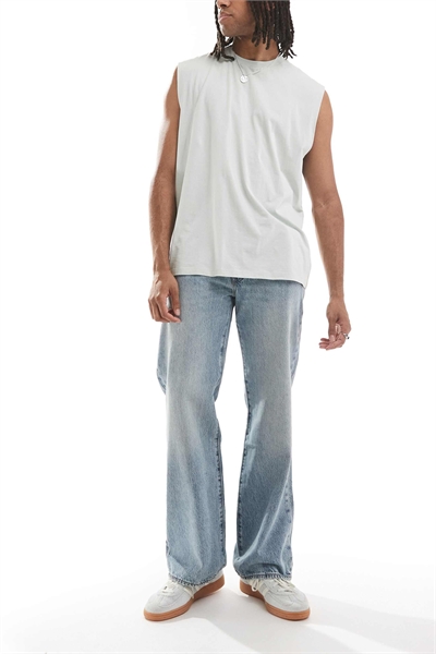 Джинсы-клёш свободного кроя 567 артикул 142116341