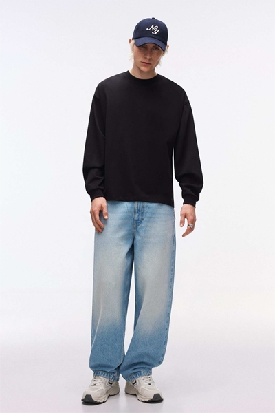 Джинсы в стиле скейтбордистов артикул 150723667