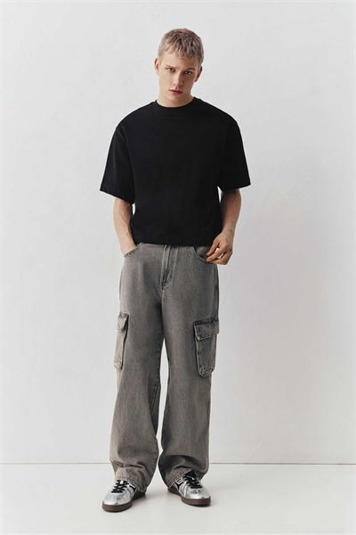 Джинсы-карго свободного кроя артикул 155697931