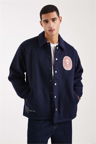 Куртка-коуч из плотной шерстяной смеси с вышитым логотипом в виде нашивки артикул 152560410