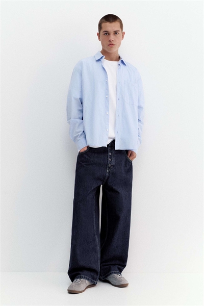 Джинсы в стиле скейтбордистов артикул 155632180