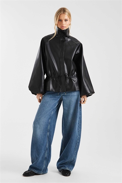 Куртка-пуховик с зауженной талией и расклешенным низом артикул 153757733