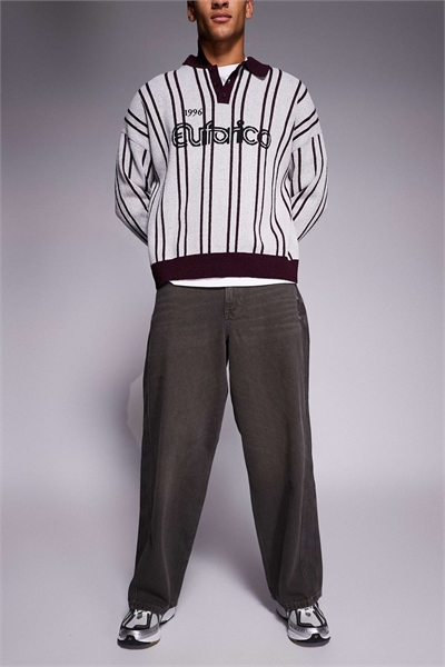 Джинсы с очень широким кроем артикул 147083361