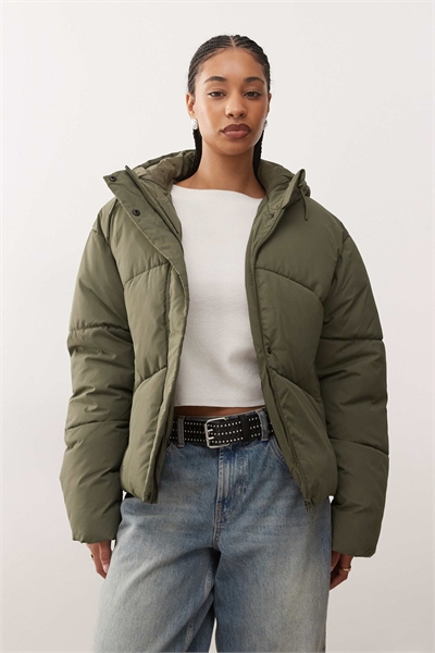 Пуховик с капюшоном артикул 151739422