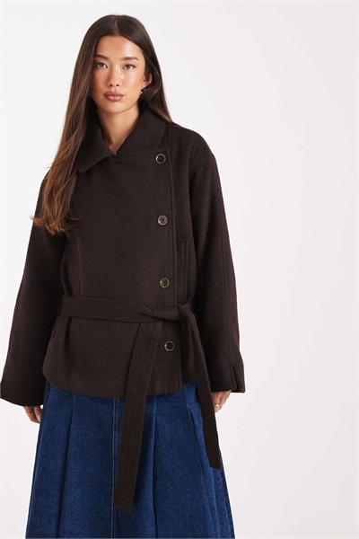 Короткий тренч из смешанной шерсти с низко расположенным поясом артикул 145392155