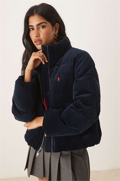 Пуховик с логотипом в виде значка артикул 146781311