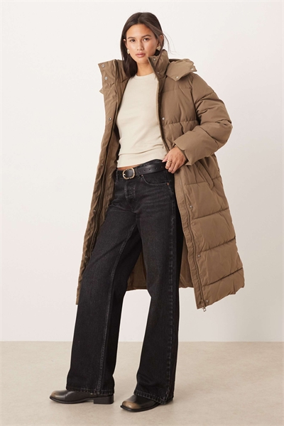 Длинное пальто с подкладкой коричневого цвета артикул 149248280