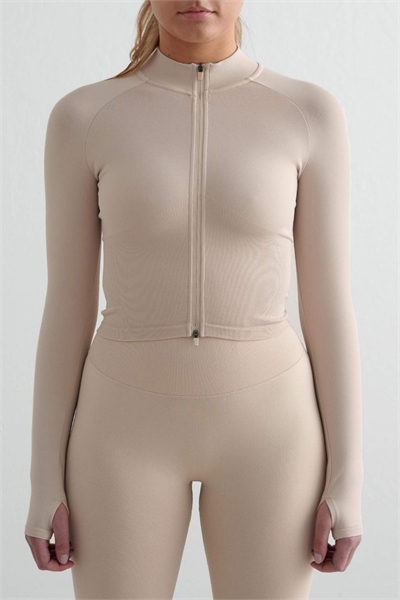 Бежевая куртка без швов с застежкой-молнией из глины артикул 147977620