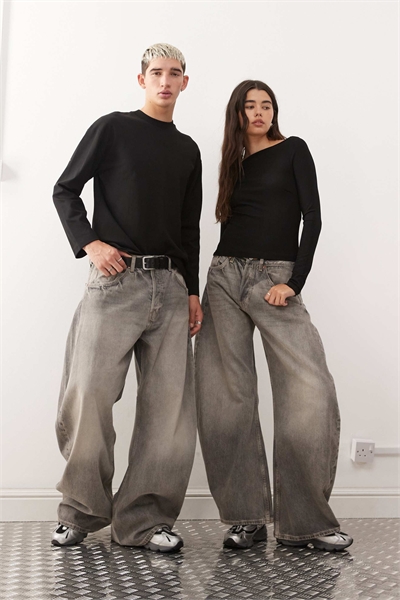 Джинсы унисекс с широкими брючинами артикул 151051941