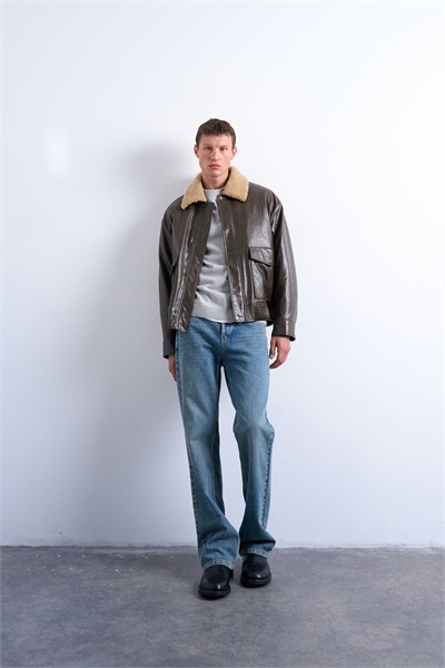 Джинсы с широкими штанинами артикул 147263989