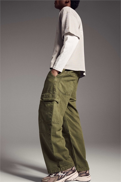 Джинсы с грузовым парашютом артикул 155780765