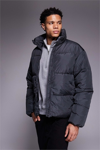 Утепленная пуховая куртка темно-серого цвета артикул 148294639