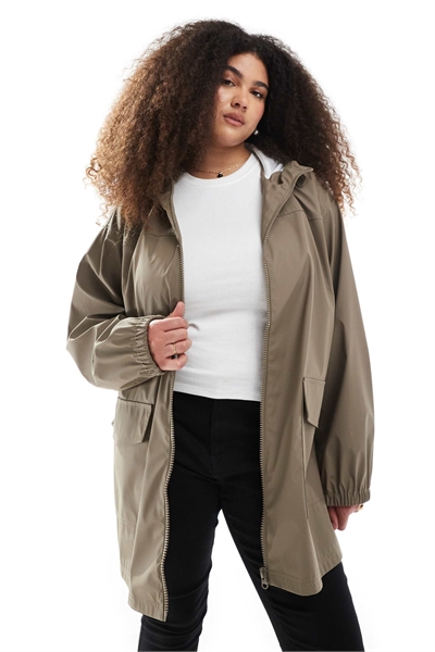 ASOS DESIGN: прорезиненный плащ для полных артикул 140307471