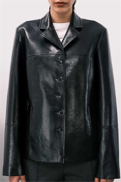 Куртка из искусственной кожи с глянцевым блеском в стиле 90-х артикул 151055991