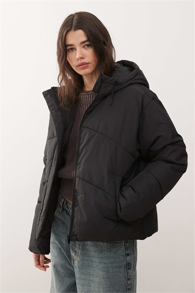 Пуховик с капюшоном артикул 151739421