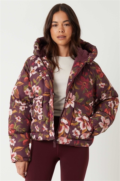 Утепленная куртка с капюшоном и цветочным принтом артикул 153127092