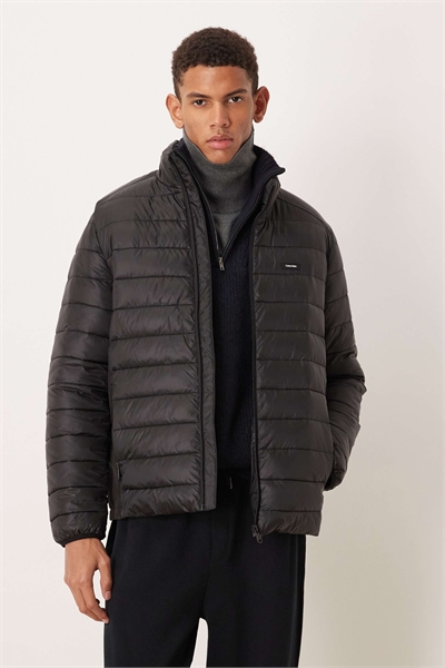 Куртка с подкладкой черного цвета артикул 151863908