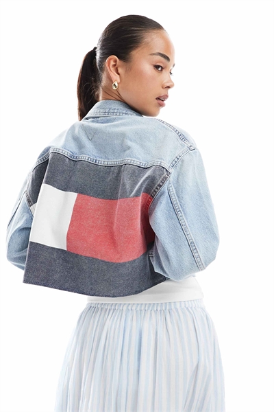 Укороченная джинсовая куртка в стиле «тракер» артикул 143373309