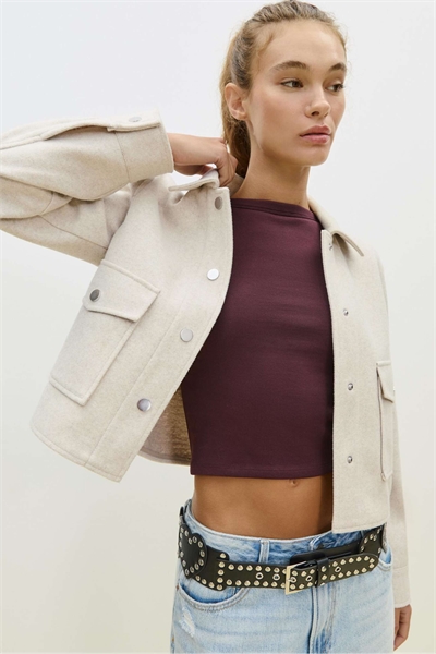 Мягкая короткая куртка артикул 149121660