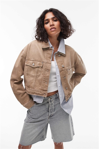 Укороченная куртка-тракер свободного кроя артикул 140857204