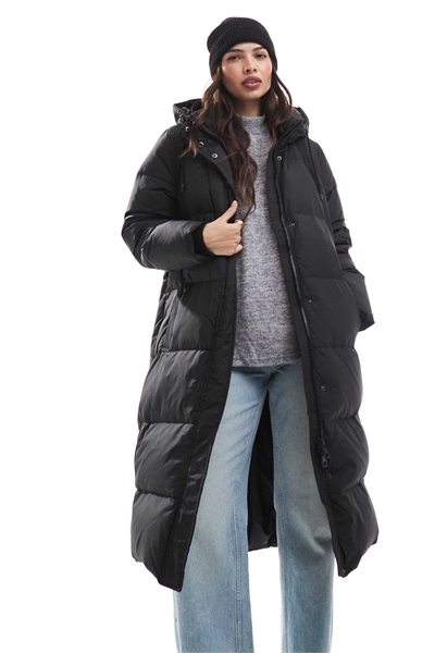 Длинное пальто-пуховик черного цвета артикул 138386588