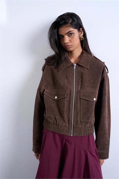 Куртка-бомбер из искусственной замши с застежками-кнопками артикул 146892346