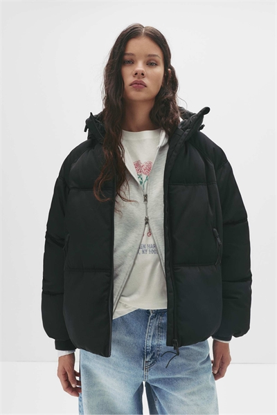 Пуховик с капюшоном артикул 151416398