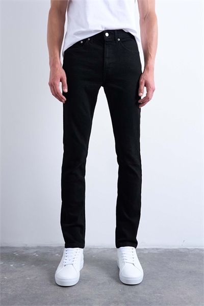 Джинсы-скинни из эластичного материала артикул 147760549