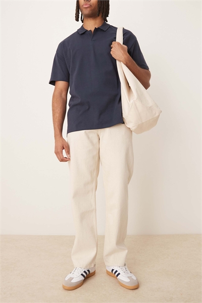 Расслабленные джинсы из светлого денима артикул 142203431