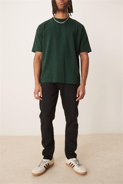 Джинсы-клеш из черного денима артикул 142203436