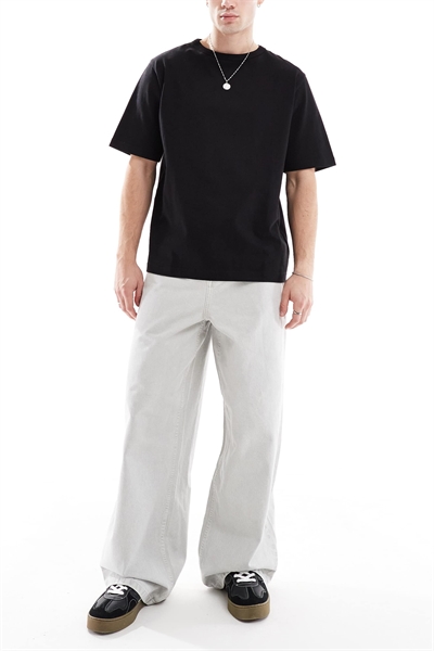 Джинсы свободного кроя артикул 142844177