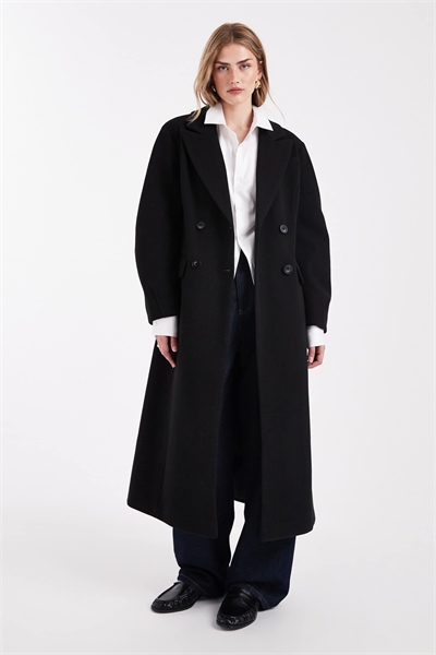 Классическое пальто-лонглайн с четкими линиями артикул 147901569