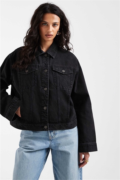 Джинсовая куртка свободного кроя в стиле 90-х артикул 154052984