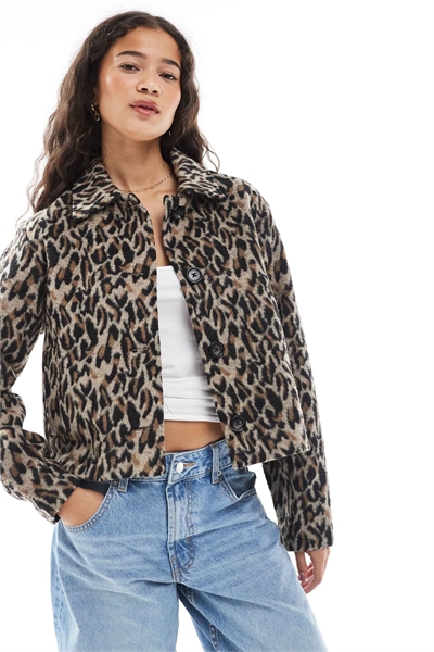 Короткая куртка прямого кроя с леопардовым принтом, цвет: светло-коричневый артикул 149857848