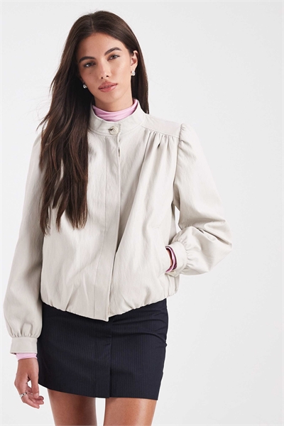 Куртка из искусственной кожи с драпировкой артикул 150932196