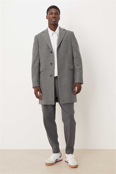 Классическое двухцветное пальто из шерсти черного цвета артикул 148881603