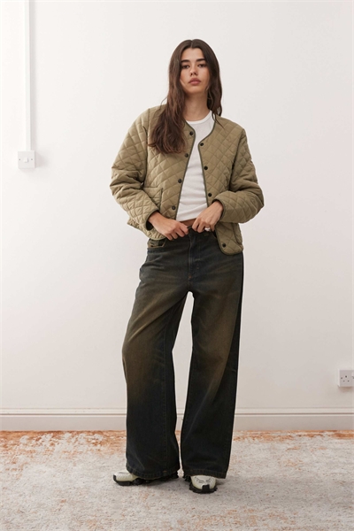 Стеганая куртка светло-хаки артикул 152796571