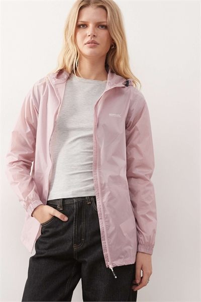 Женская куртка Pack It Jacket III фиолетового цвета артикул 152440541