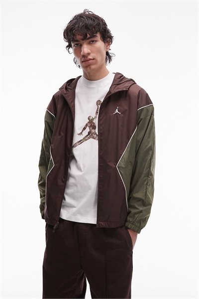 Тканевая куртка артикул 147145075