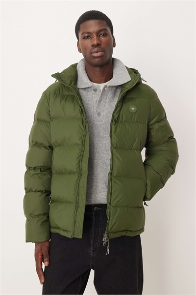 Активная куртка с утеплителем из облачного материала темно-зеленого цвета артикул 148881599