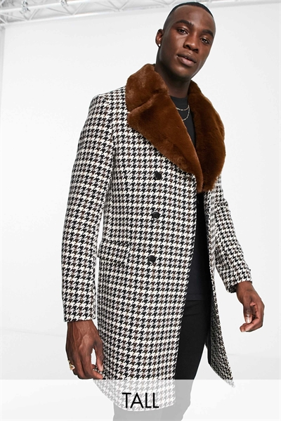 Пальто в клетку с высоким воротником из искусственного меха артикул 105715404